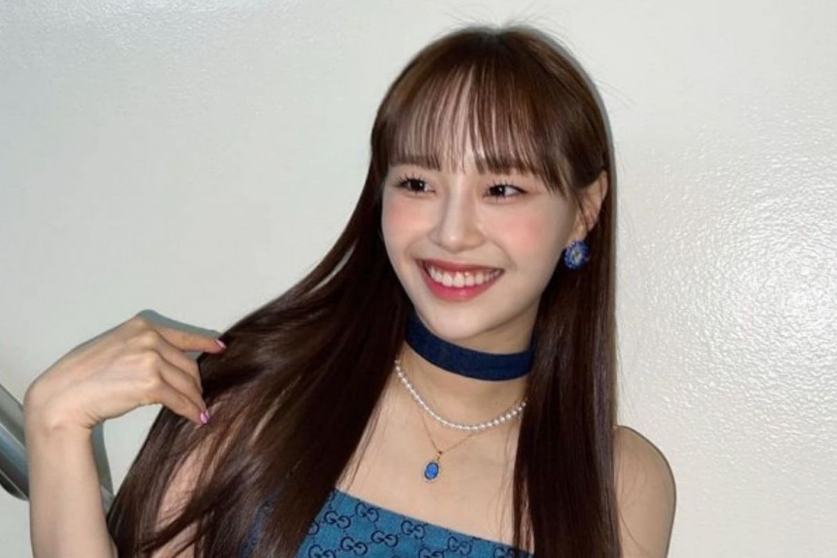 Read more about the article Loona Chuu Heart Attack Lyrics